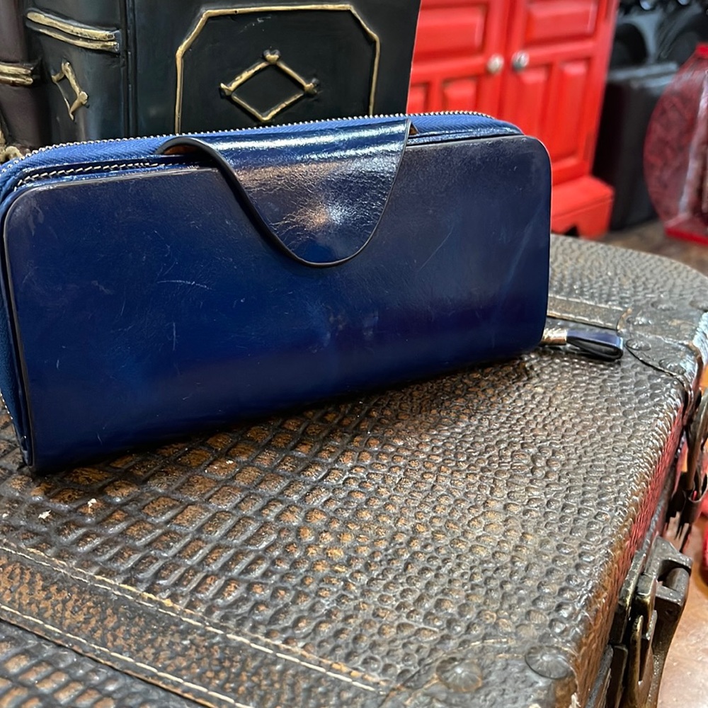 Blue leather SZONE wallet